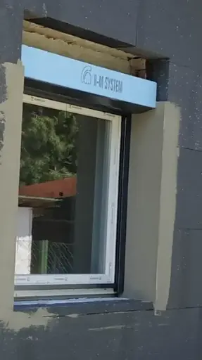 Alumínium redőny, vakolható tokos (szúnyoghálóval)